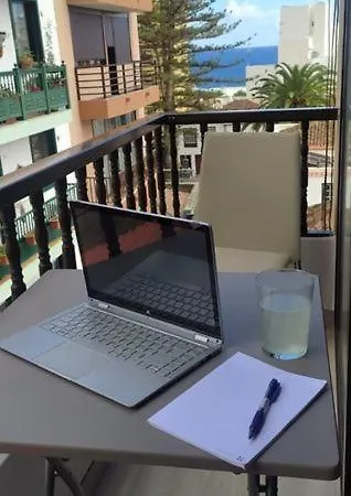 Apartment Stylish Apartement 2 Min To The Beach
